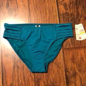 NWT Tommy Bahama M/M Pearl Solids Bikini Bottoms.